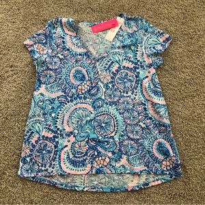 NWT Lilly Etta V-neck SS